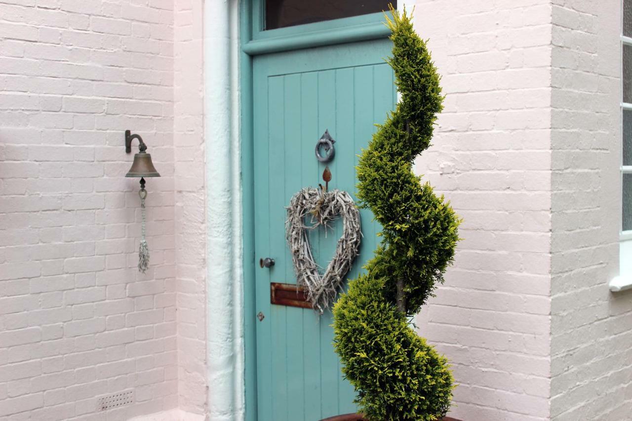 St Katharine'S House Bed and Breakfast Milford Haven Buitenkant foto